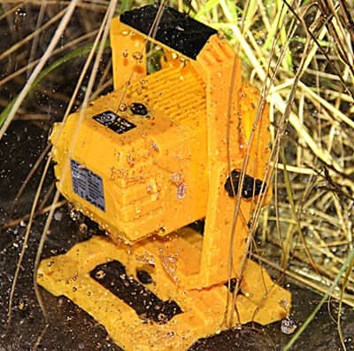 פנס הצפה נטען מגנטי Apollo 950