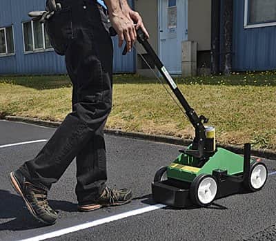 line-marking-applicator-super-striper