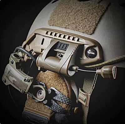 פנס טקטי לקסדה LUGER 3