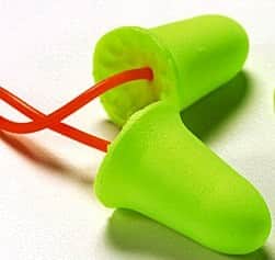 אטמי אוזניים ספוג+ שרוך 100 יח'